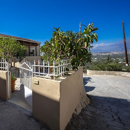 Serenity View - Traditional Village Apartment Kouses Екстериор снимка