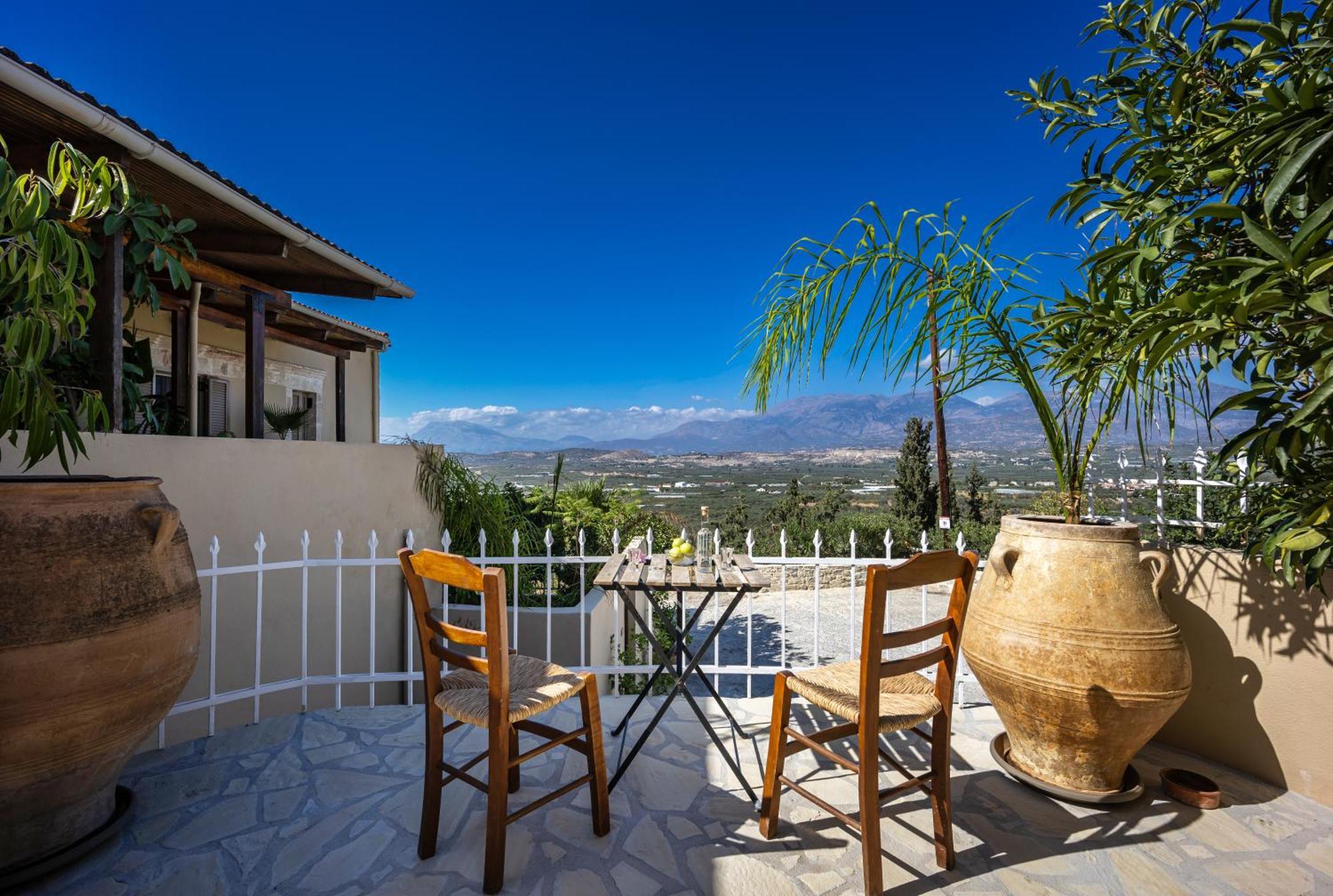 Serenity View - Traditional Village Apartment Kouses Екстериор снимка